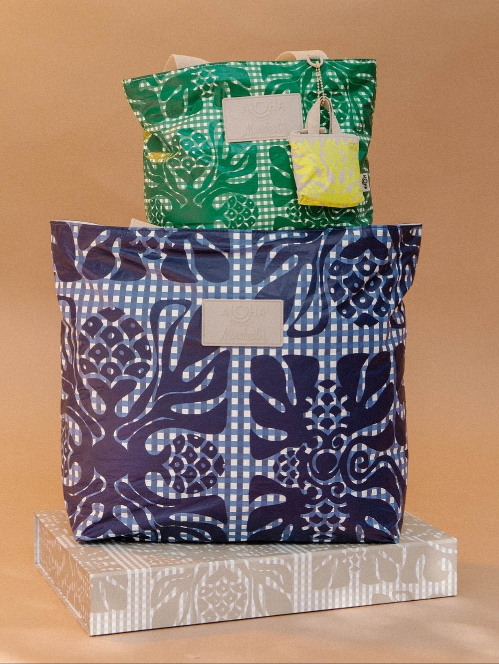 ALOHA Collection x Manuheali'i Mauka to Makai Holiday Gift Box Set (NWT)